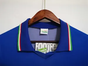 1990 Italy home blue 4