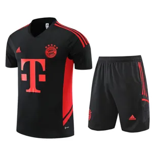 22-23 Bayern Training Kit Black