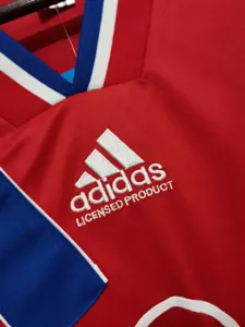93-94 Bayern Munich home red blue 3