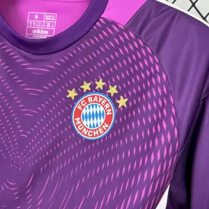 25-26 Bayern Munich Goalkeeper Shirt Football Uniform AAAAJersey Wholesale Yupoo 2