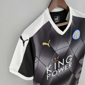 15-16 Leicester City away 8