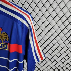 1984 France home 9