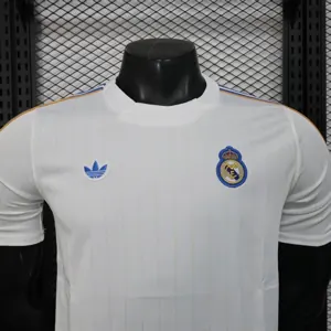 25-26 Real Madrid Casual Retro Style Football White Shirt Apparels AAAAJersey Dropship Yupoo 4