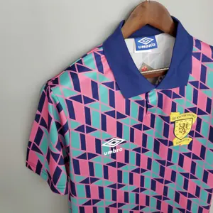 89-90 Scotland away 4
