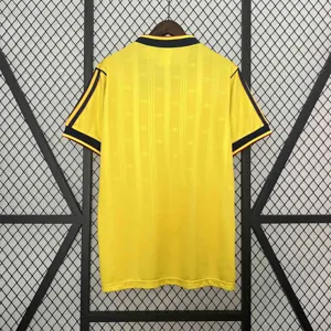 86-88 Arsenal away 3