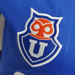 22-23 University of Chile home women 4
