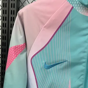 25-26 Barcelona Pink&Blue Windbreaker Double-Sided Jackets AAAAJersey Dropship Yupoo 7
