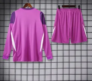 25-26 Real Madrid Goalkeeper Cheap Soccer AAAAJersey Yupoo 2