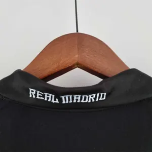 09-10 Real Madrid away 7