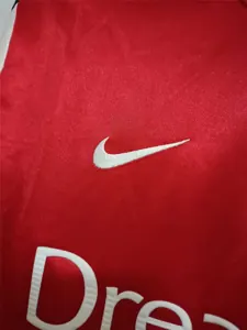 00-01 Arsenal home red 5