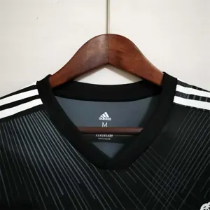 22-23 Real Madrid Y3 black edition 6