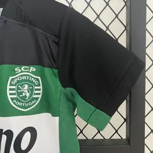 24-25 Sporting Lisbon Home Kid Kits Youth Apparels Football AAAAJersey Yupoo 3