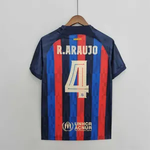 22-23 Barcelona home - 3 17