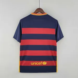 15-16 Barcelona home 10
