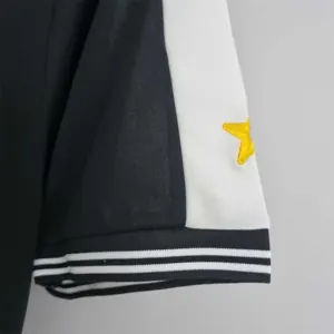 99 Colo-Colo away 2