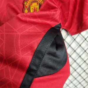 23-24 Manchester United Kids home size 16-28 8