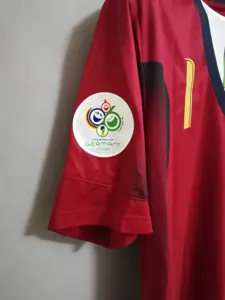 2006 Italy GK red 8