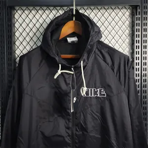 Windbreaker Nike - 9 3