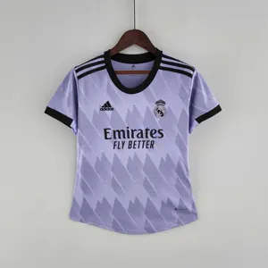 22-23 Real Madrid away woman