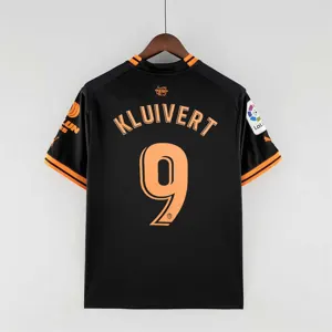 22-23 Valencia away 6