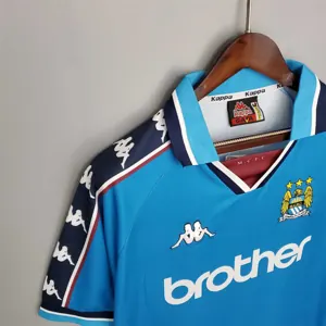 97-99 Manchester City home 4