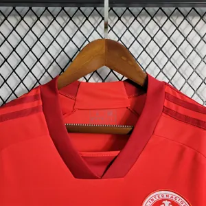 23-34 Internacional home 9