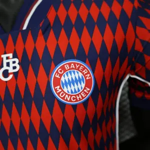 25-26 Bayern Munich Special Edition Player Version Futbol Shirt AAAAJersey Supply Yupoo 5