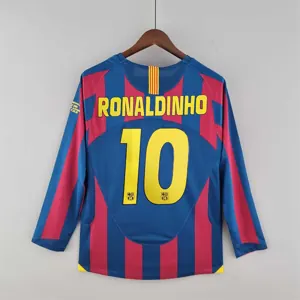 05-06 Barcelona home long sleeve 1