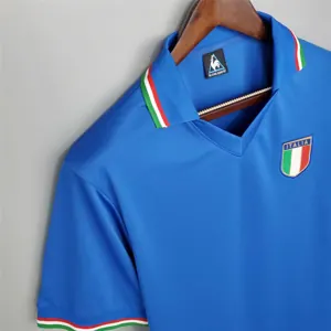 1982 Italy home 3