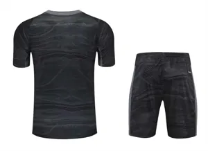 21-22 Real Madrid black goalkeeper 10