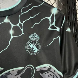 24-25 Real Madrid Green Jaguar Special Edition Kit Soccer Uniforms Soccer AAAAJersey Yupoo 1