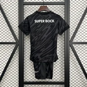 25-26 Sporting Lisbon Black Goalkeeper Kid Kits Youth Apparels Football AAAAJersey Supply Yupoo 4