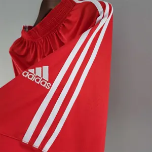 22-23 Bayern home Shorts 4