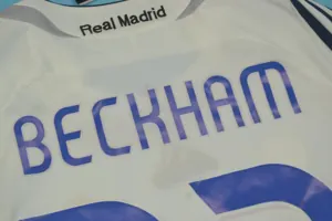 06-07 Real Madrid home white 19