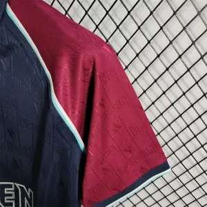 99-01 West Ham Iron Maiden Home 5