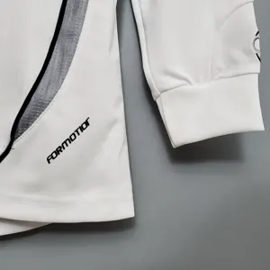 06-07 Real Madrid home long sleeve 2