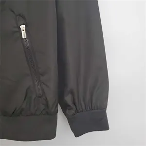 21-22 Tottenham Hotspur purple-black windbreaker 2