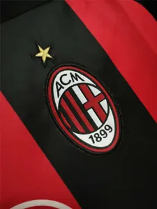01-02 AC Milan home 3
