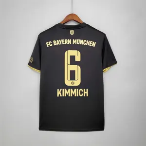 21-22 Bayern Munich away 7