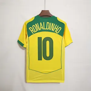 2004 Brazil home 7