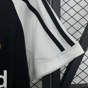 01-02 Real Madrid Away Retro Kit Vintage Shirt AAAAJersey Wholesale Yupoo 2