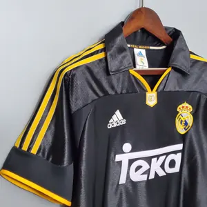 98-99 Real Madrid away 2