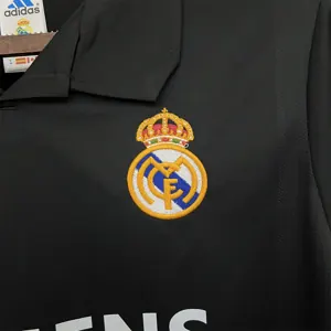 02-03 Real Madrid away 7