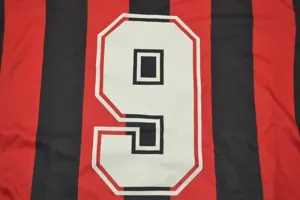 91-92 AC Milan home 11