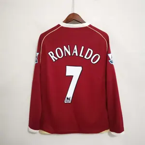 06-07 Manchester United home long sleeve 6