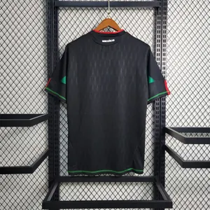 2010 Mexico away 6