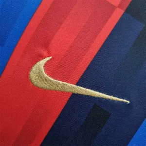 22-23 Barcelona home women 5