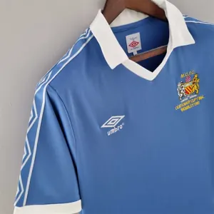 81-82 Manchester City home 7