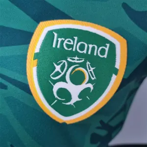 2022 Ireland home kids kit 2