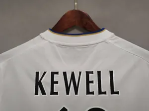 00-01 Leeds United home 3